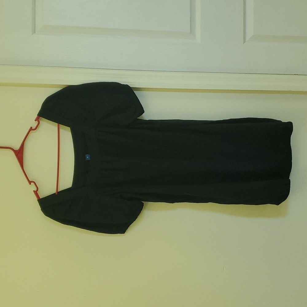 New dress. Never worn. Black old navy dress with puffy sleeves.
